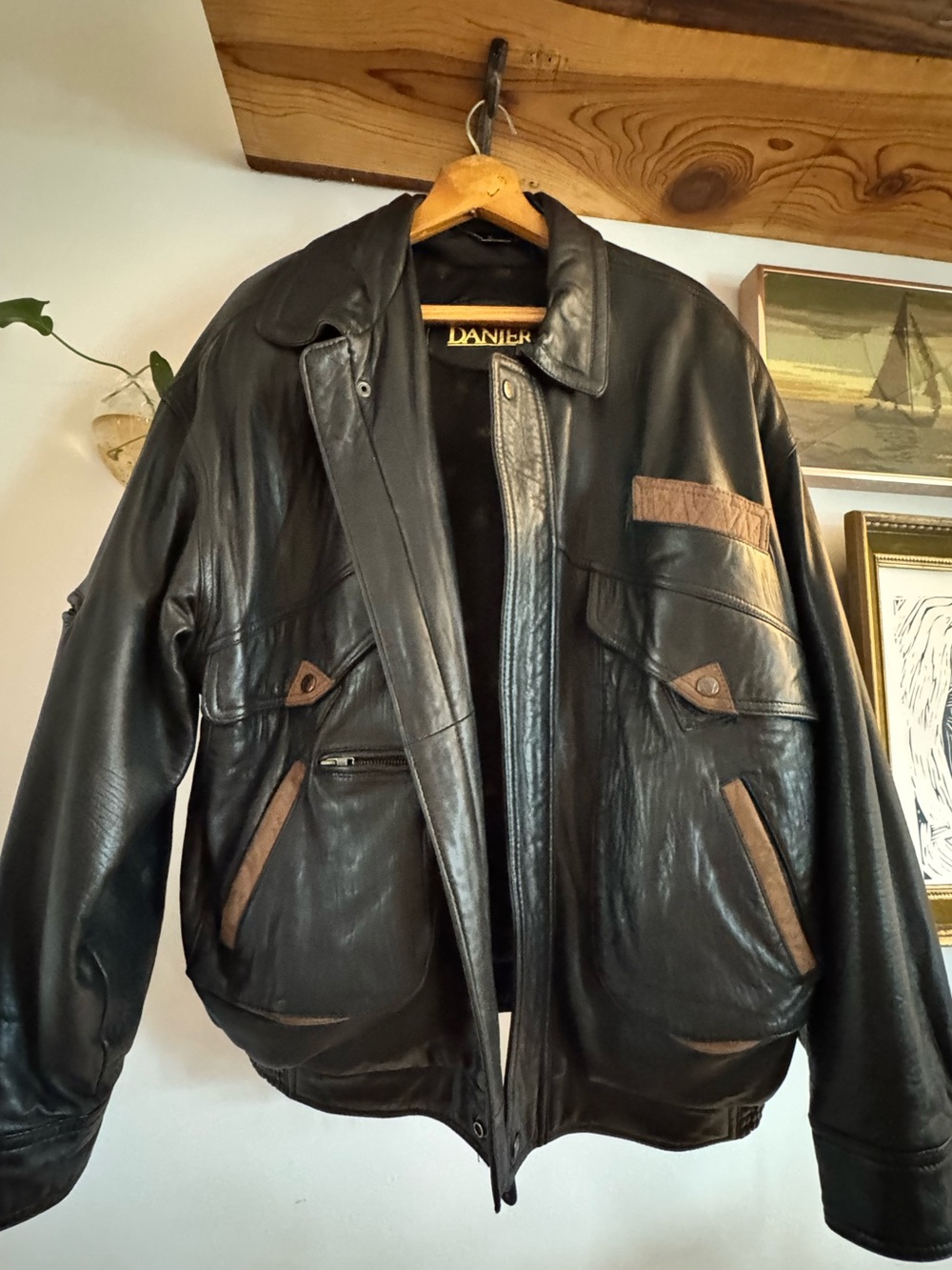 VINTAGE unisex Danier Black Leather Bomber Jacket with Brown Trim Accents